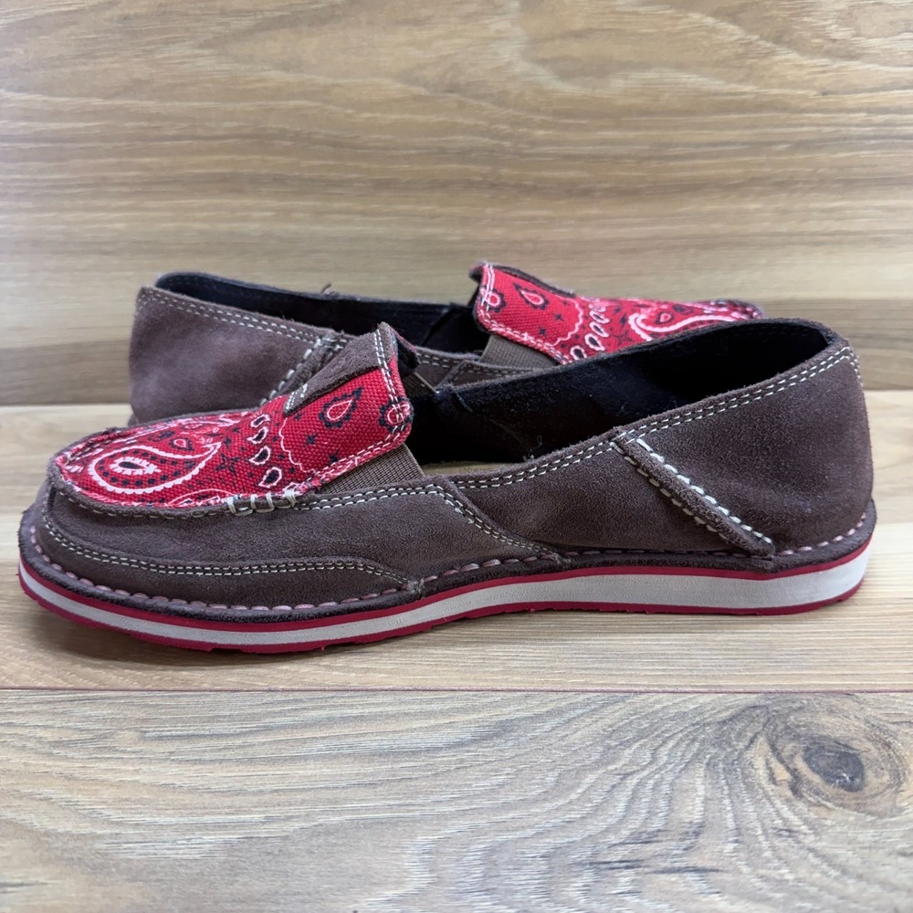 Ariat Cruiser Red Bandana Paisley Flats Womens 9 B Brown Suede Moc Toe Boho - Picture 6 of 11